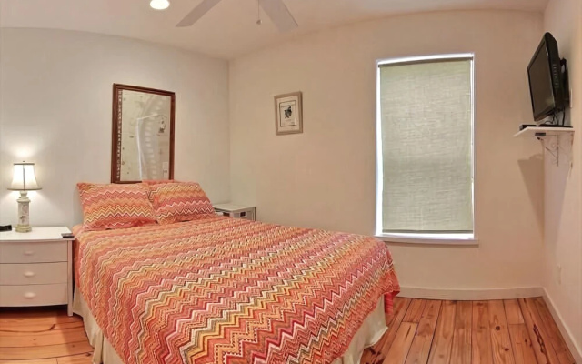 Reel Paradise - 3 Br Condo