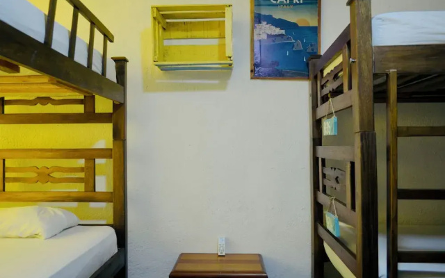Playa del Ritmo Beach Hostel & Bar