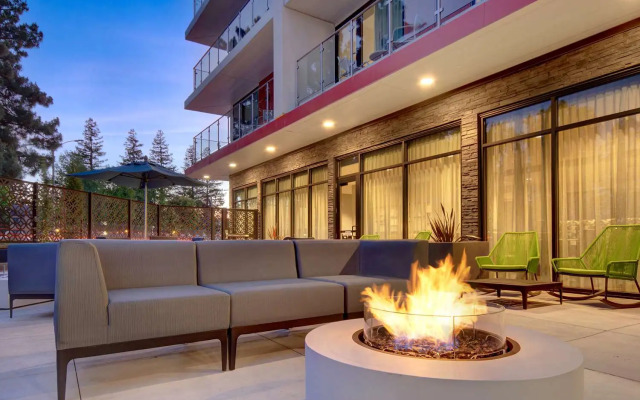 Hampton Inn & Suites Sunnyvale Silicon Valley