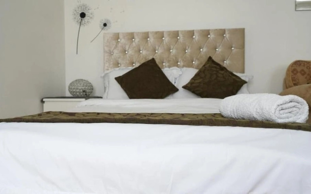 Lux Apartment in Gatwick