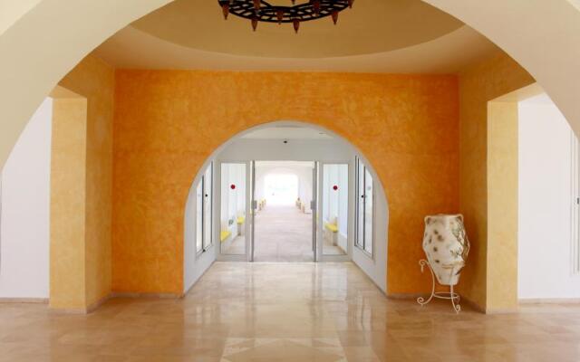 Отель Marine & Spa Resort Тунис, Мидун - отзывы, цены и фото номеров - забронировать отель Marine & Spa Resort онлайн интерьер отеля