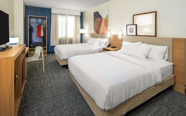 Spark by Hilton Victoria