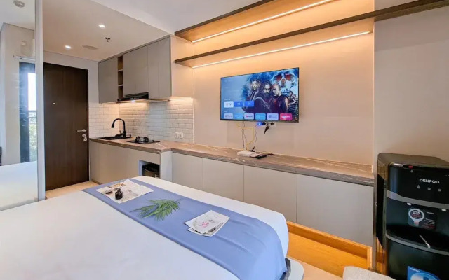 Modern And Warm Studio At Apartment Transpark Bintaro