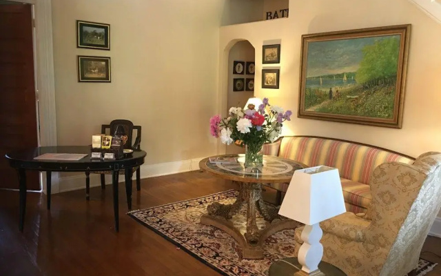 The Inn At Warm Springs
