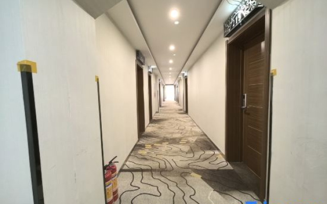Renhe Hotel