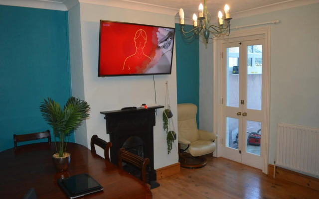 The Crandale House Vacation Home