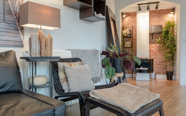 2 Bedroom Portobello Loft Flat