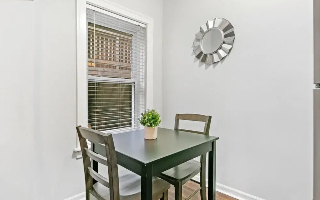 Sunlit Studio - Lunt 1429 rep