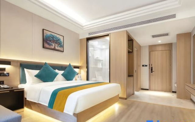 Laikeyou Light Luxury Hotel (Zhengzhou High-tech Zone)