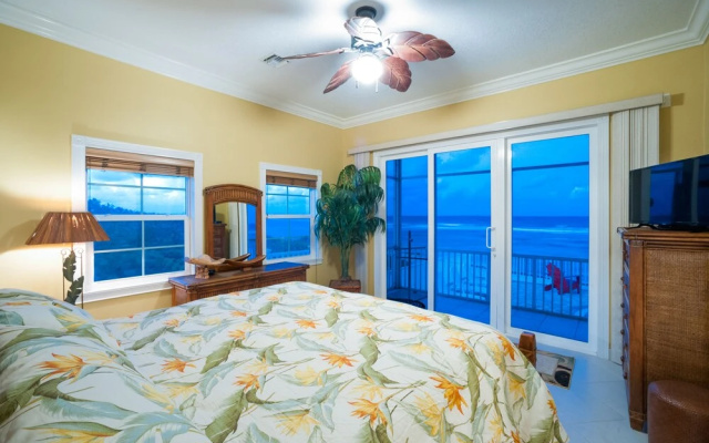 Parrot-ise Villa by Cayman Vacation