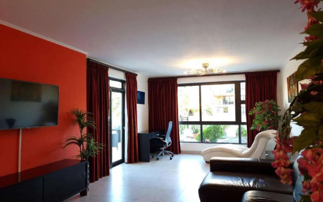 The Island Club by Smart City Stays