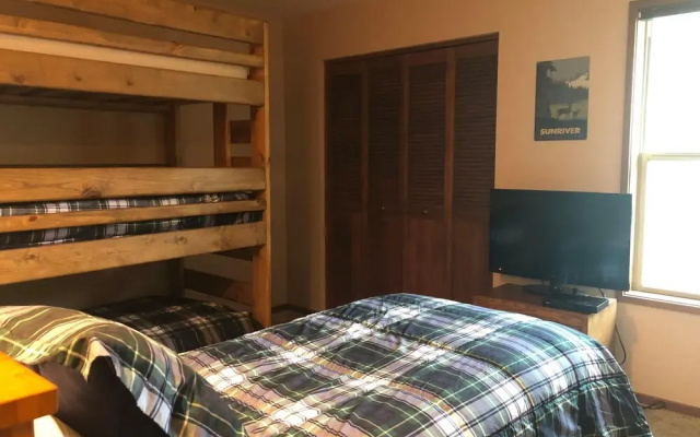Red Cedar Lane 60