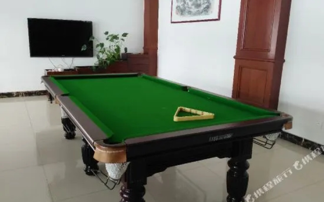 Liuxi River Holiday Hotel Linan(杭州柳溪江假日酒店)