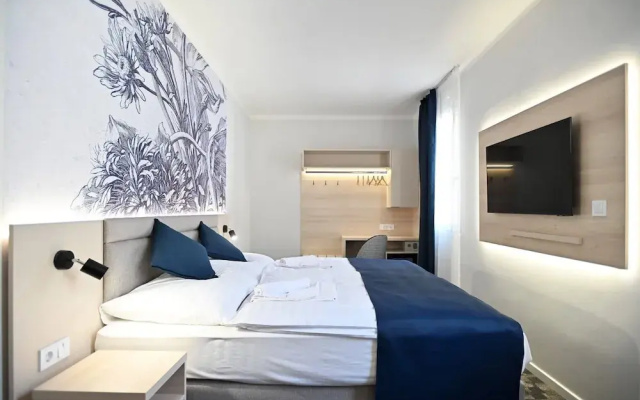 Merlot Hotel
