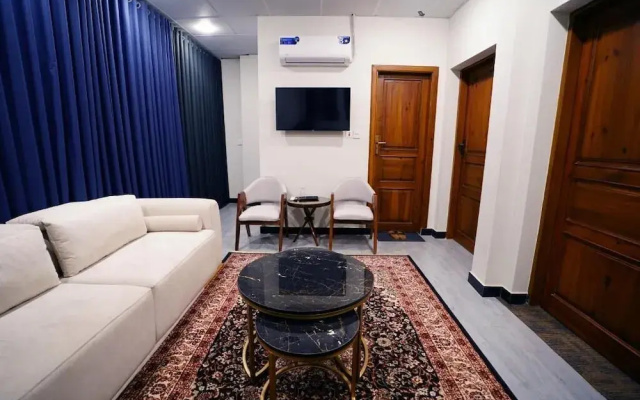 LuxVill Hotel