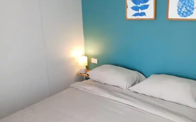 Contemporary 1BR Apt T2-724