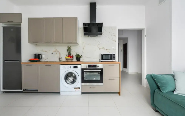 Lumina 3-room apart in the center Warsaw