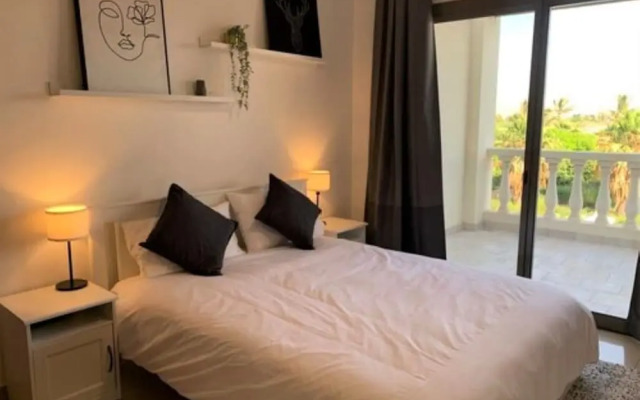 Fairways Villa at Al Hamra Village