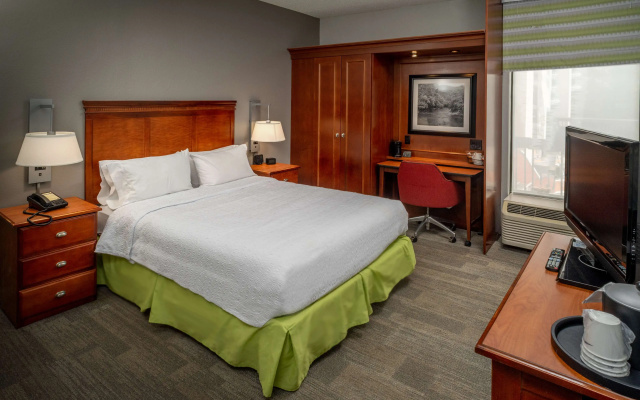 Hampton Inn Charleston-Downtown