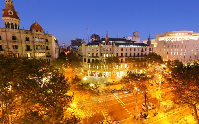 Отель Centro Plaza Cataluna - Paseo De Gracia - Two Bdr Барселона вид на фасад