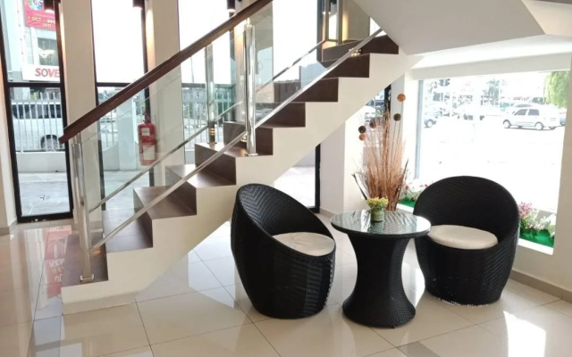 Oscar Suites Hotel