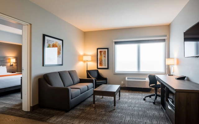 Amsterdam Inn & Suites Florenceville-Bristol