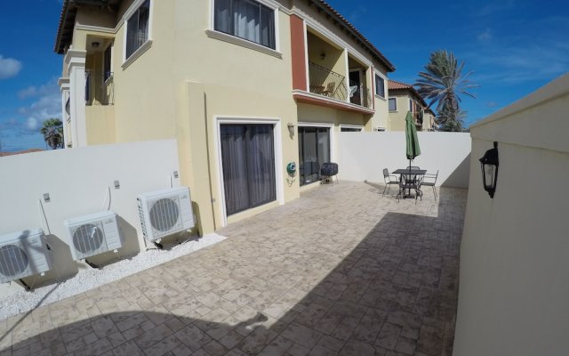 Gold Coast - Beautiful 2 Bedroom Town House in Noord, Aruba from 520$, photos, reviews - zenhotels.com hotel front