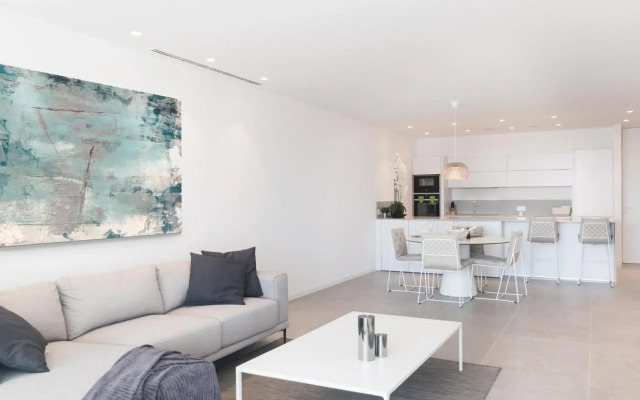 Infinity 1-7 LUXE SEA VIEW 2B