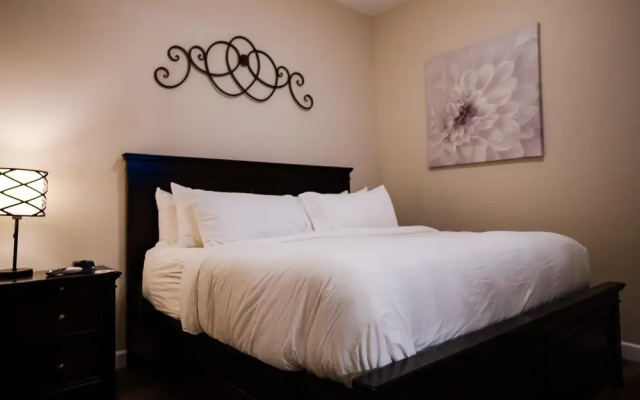 2 Bedroom Lake View Villa - Unit 309
