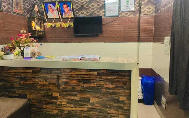 Shri Sai Guest House by OYO Rooms