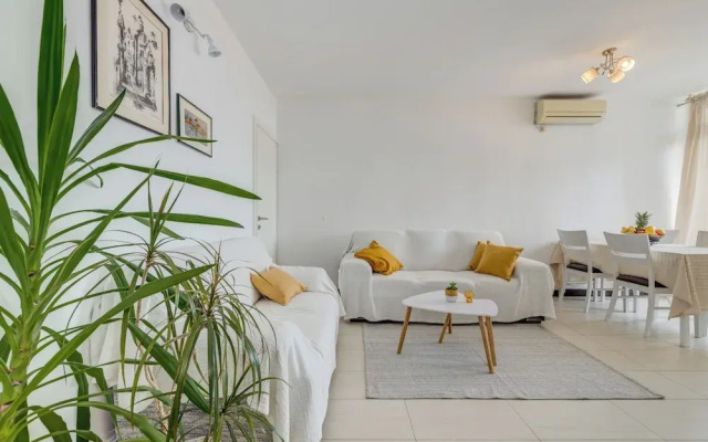 Vuvuzela Bay, Three-Bedroom Apartment