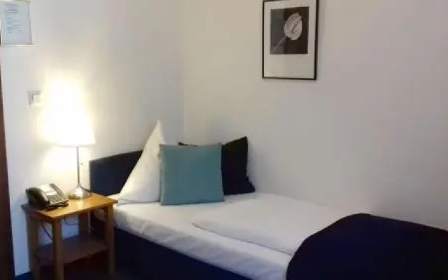 Badischer Hof Hotel