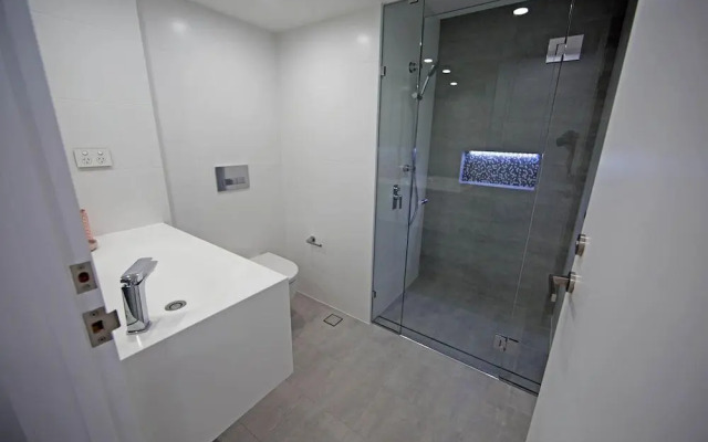 Golden Sands - Private Apartments