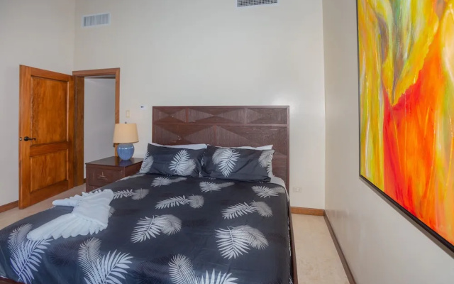 Pristine Bay 1003 3 Bedroom Home by RedAwning