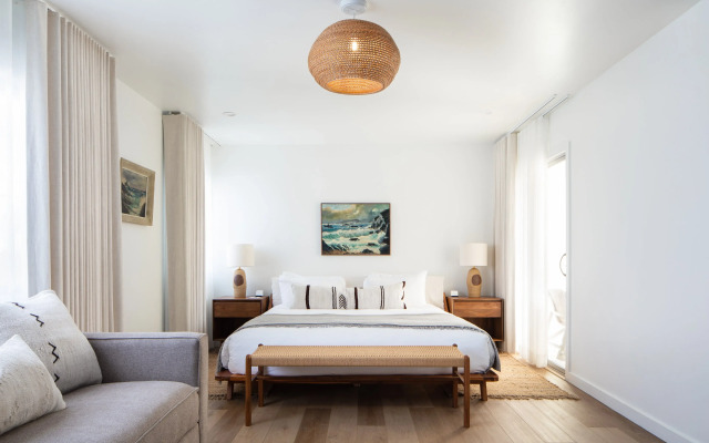 The Pearl Hotel