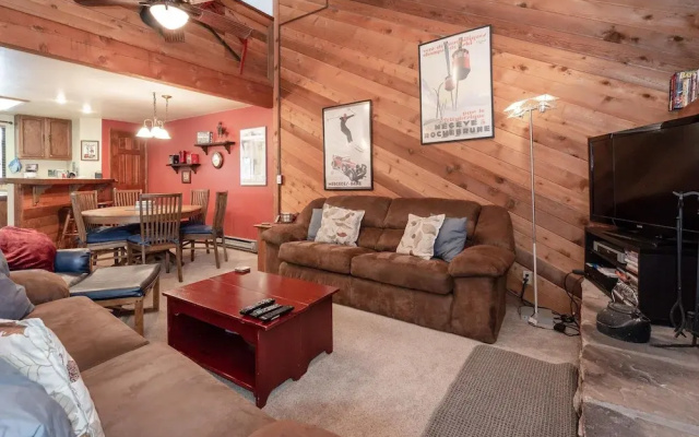 Mammoth Sierra Townhomes #25