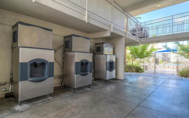 Tropicana Stays By Townhouse