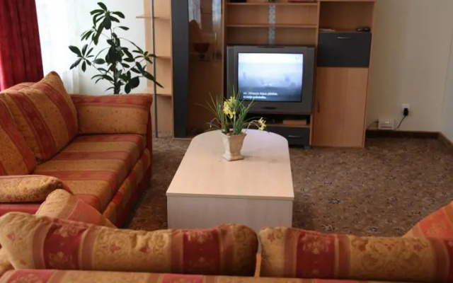 Anre Apartments