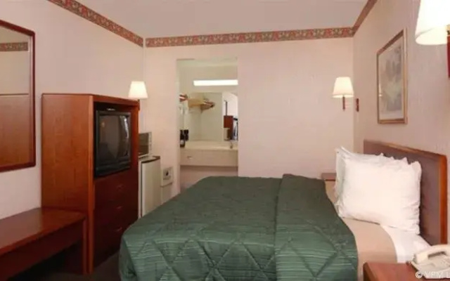 Quality Inn North
