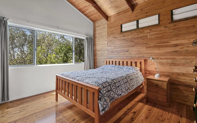 8 Yarrong Road