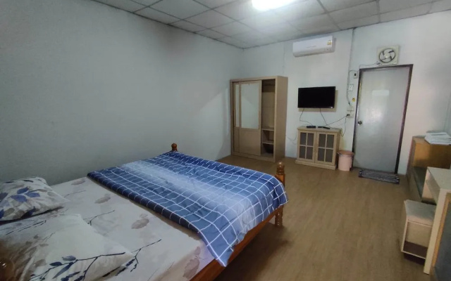 Pueng Luang Hotel