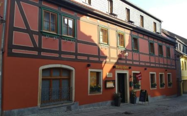 Gasthaus & Hotel Zum Roten Haus