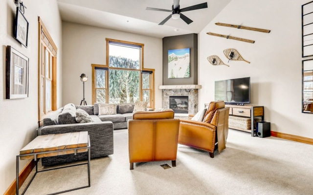 Red Hawk Townhome 2350