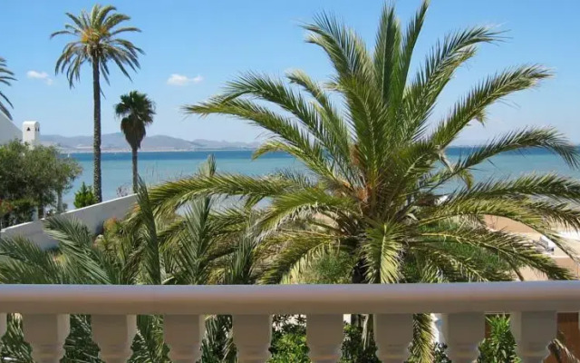 Poligono Apartment