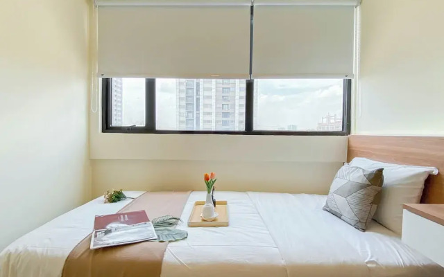 Modern Look 3Br Apartment Meikarta