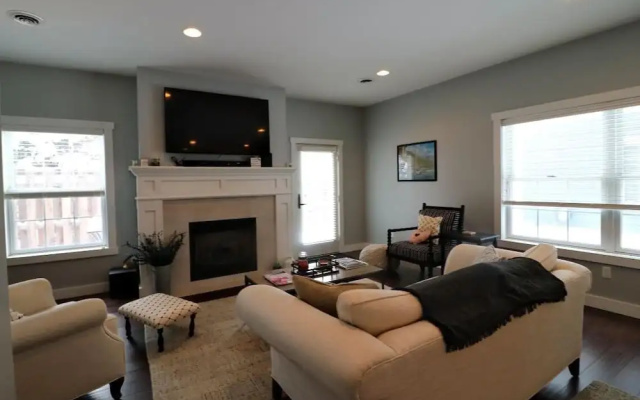 17 Glen Burn Trail 3 Bedroom Townhouse