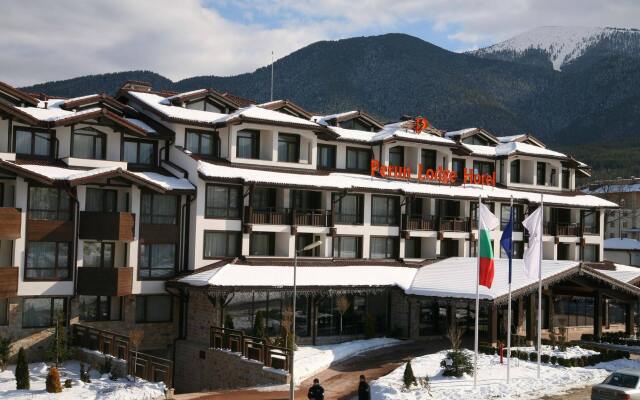 Отель Perun Lodge Банско вид на фасад