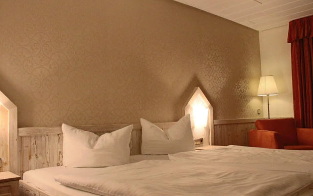 Central Hotel
