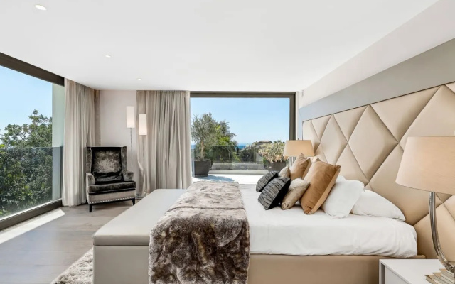 All About Villa Serenity