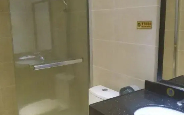 Xiaoxiang Business Hotel (Rucheng Hot Spring)